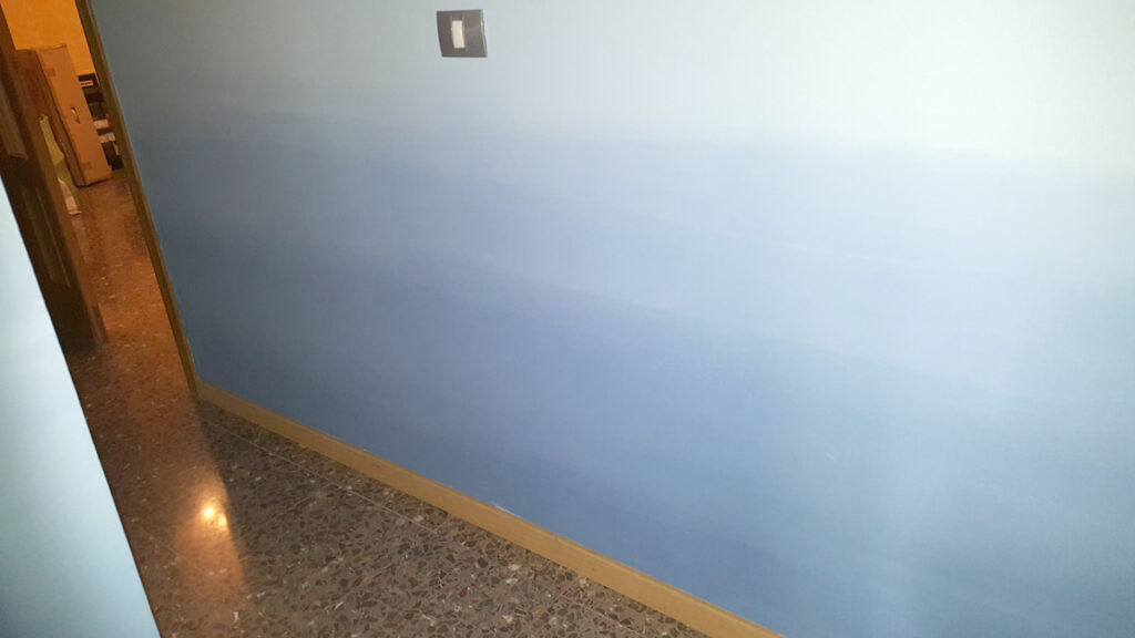 Pared azul